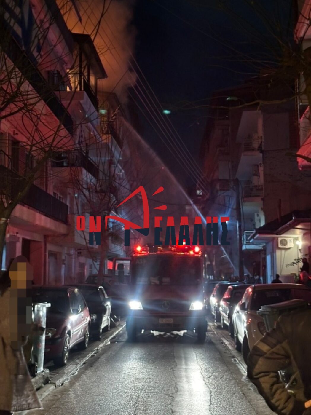 ΚΑΤΕΡΙΝΗ ΤΩΡΑ: Καίγεται διαμέρισμα (ΒΙΝΤΕΟ)