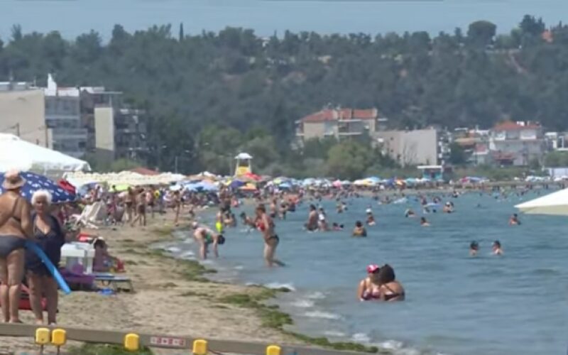 Πρόστιμο έως 60.000 ευρώ για όσους «κλείνουν» παραλίες – Έλεγχοι και με drones