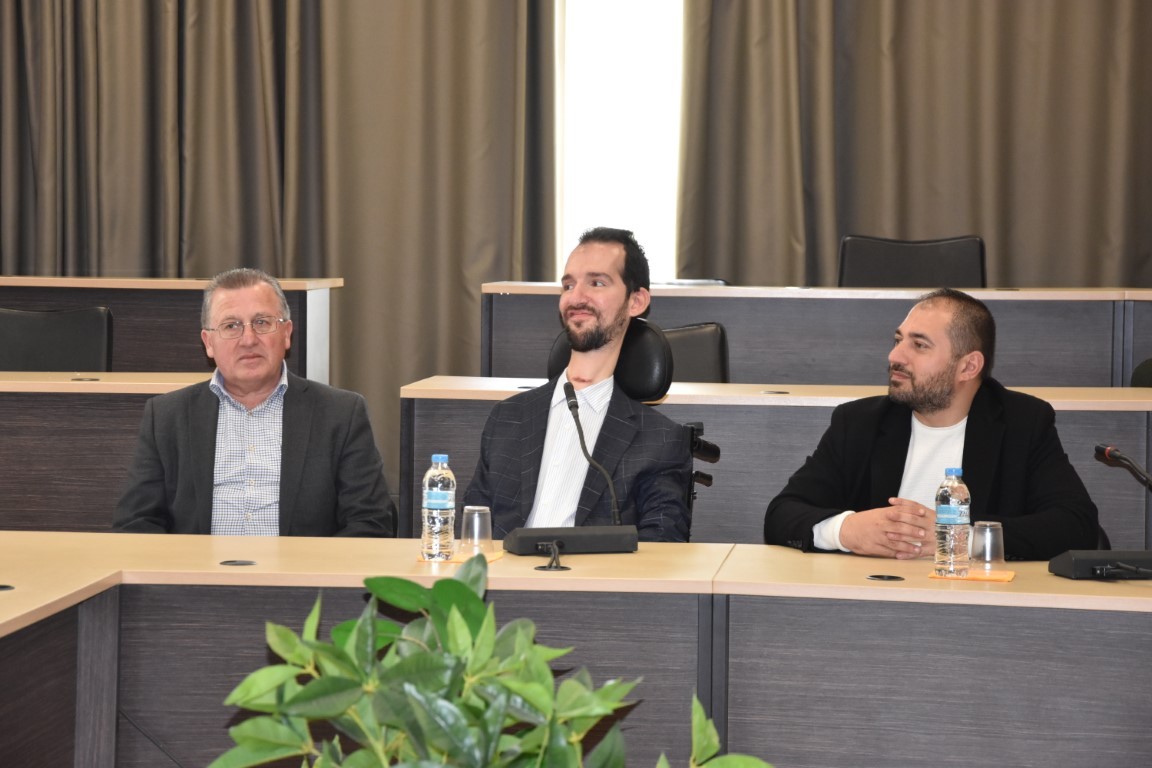 Ο Ευρωβουλευτής Στέλιος Κυμπουρόπουλος στην Κατερίνη