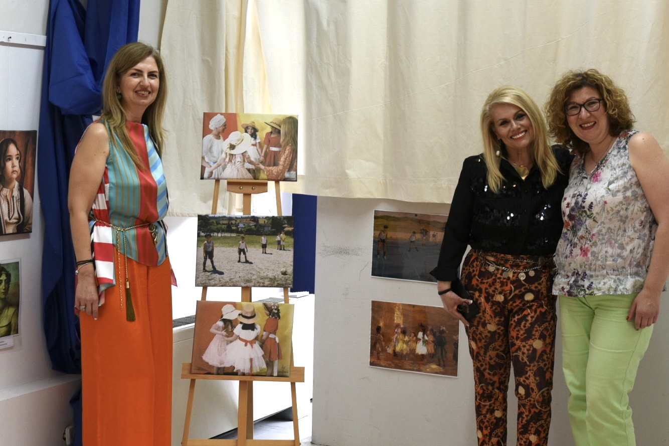 Τ’ αστεράκια γίνονται πίνακες