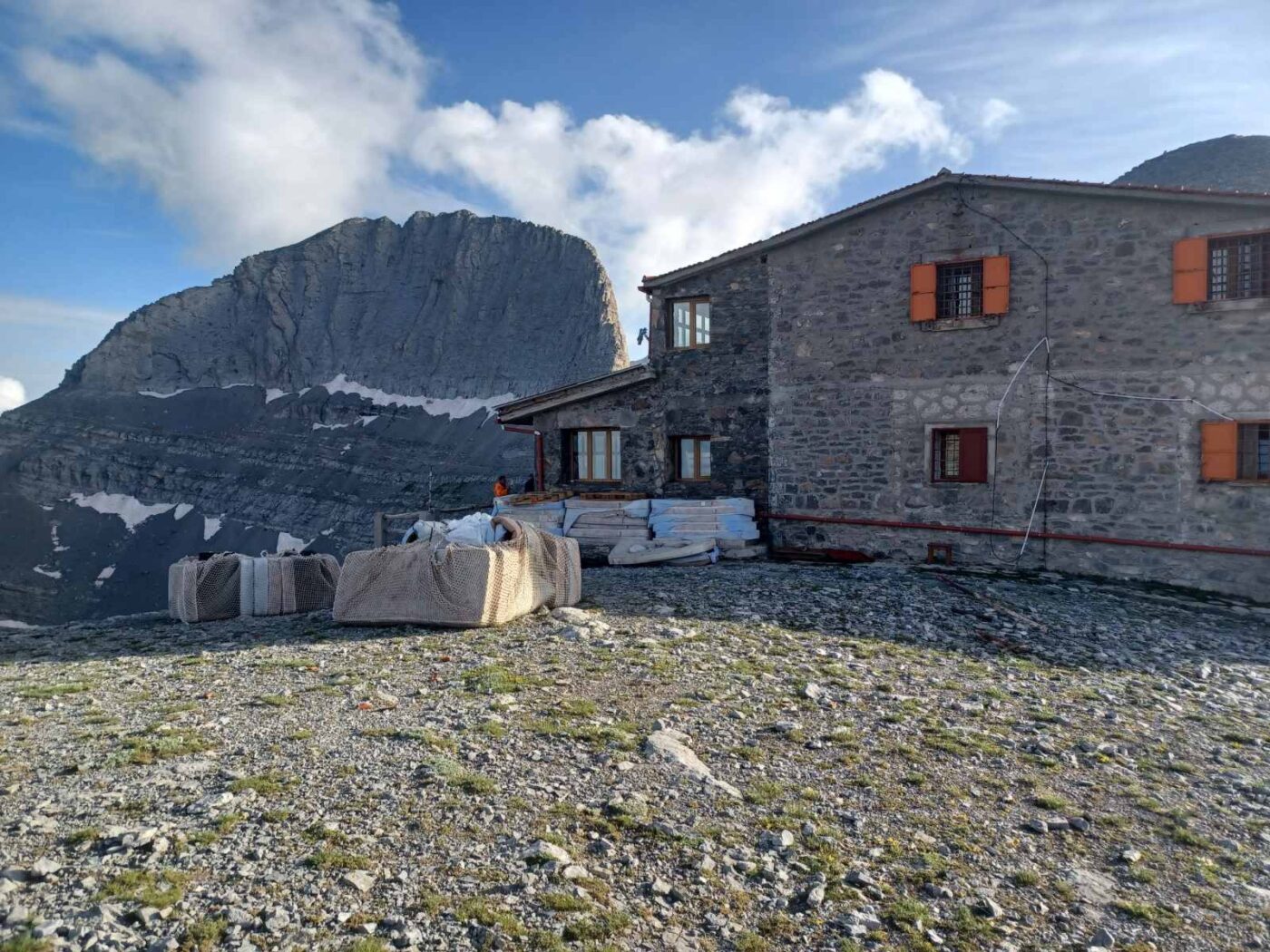 Όλυμπος: Ανακαίνιση στη «Στέγη των Θεών»