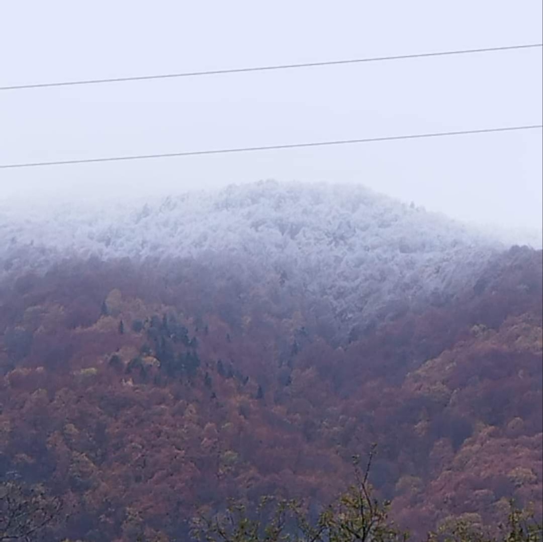 Το πρώτο χιόνι στα Πιέρια και το χιονοδρομικό Ελατοχωρίου