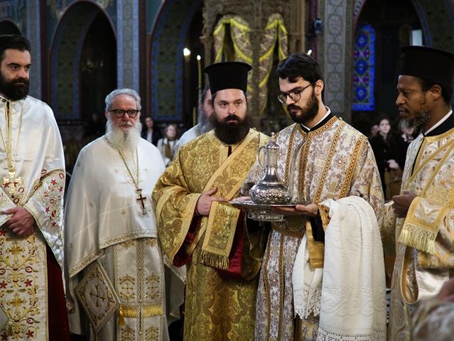 Αρχιερατικό Συλλείτουργο & χειροτονία Διακόνου στην Κατερίνη