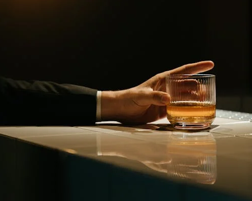 Αλγόριθμοι «μυρίζουν» τα ισχυρότερα αρώματα που έχει το ουίσκι και προσδιορίζουν την προέλευσή του