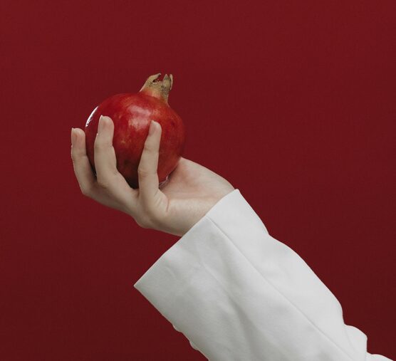 Το ρόδι από την αρχαιότητα μέχρι σήμερα – Γιατί το σπάμε την Πρωτοχρονιά;