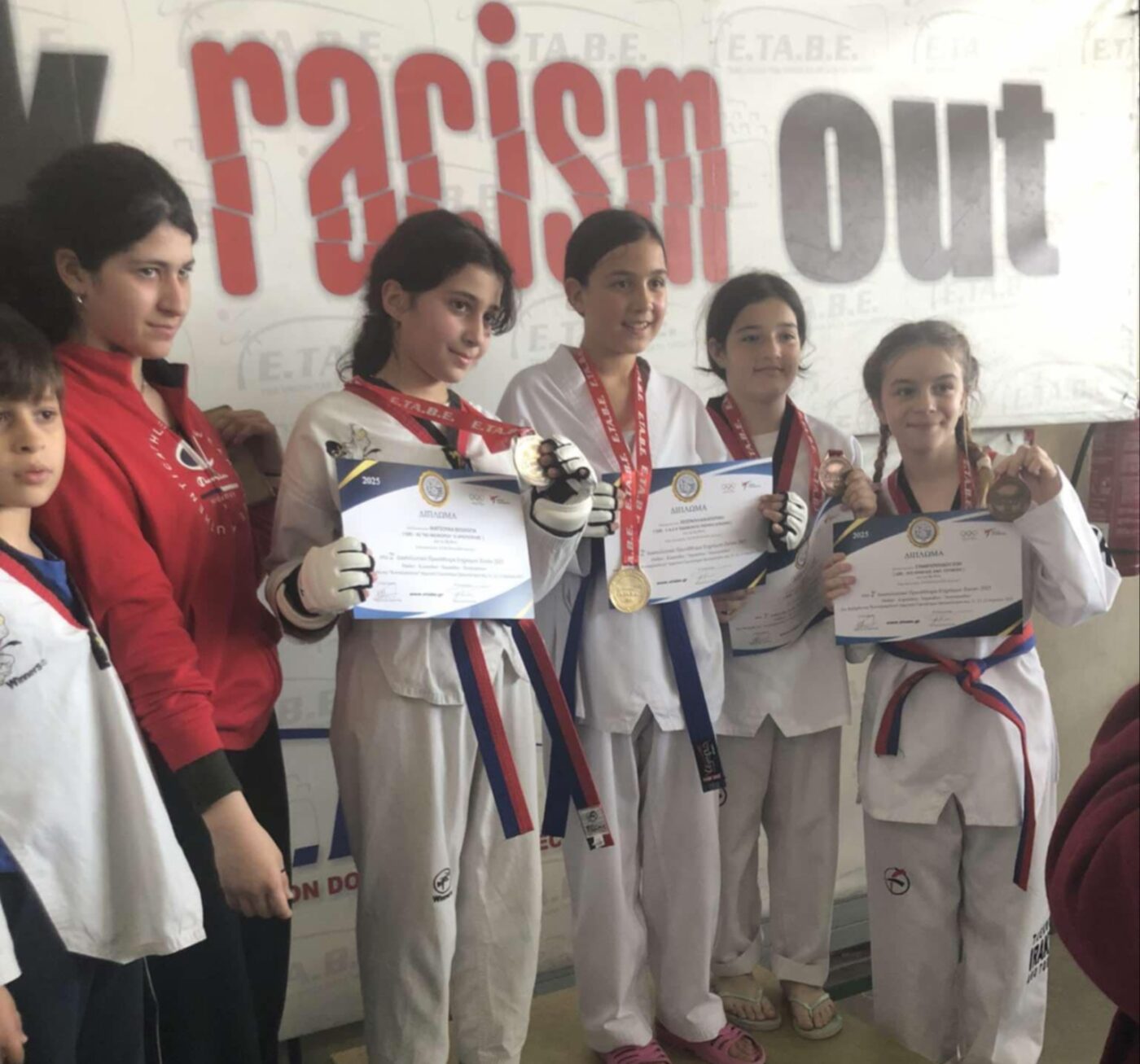 Απίστευτη διάκριση για την ΠΙΕΡΙΚΗ ΔΥΝΑΜΗ ΚΑΤΕΡΙΝΗΣ στο προκριματικό πρωτάθλημα Μαύρων Ζωνών