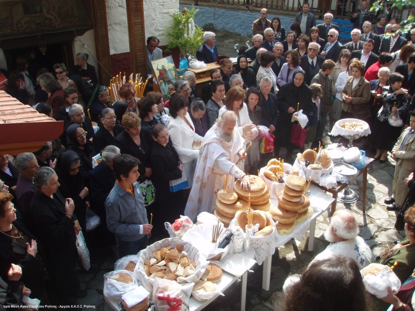 Η Ρητίνη τιμά τον Άγιο Γεώργιο με παραδοσιακό πανηγύρι