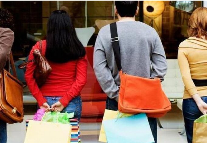 Μεγάλη εβδομάδα 2025: Τι ισχύει με την αργία της Μεγάλης Παρασκευής