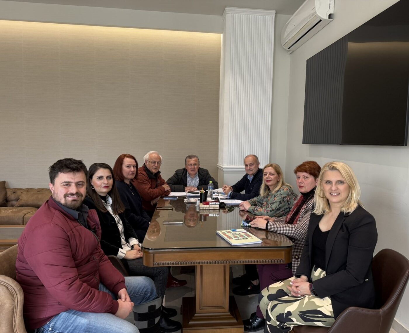 Συνάντηση του Δημάρχου Κατερίνης Ι. Ντούμου με το νέο Δ.Σ. του Φεστιβάλ Ολύμπου