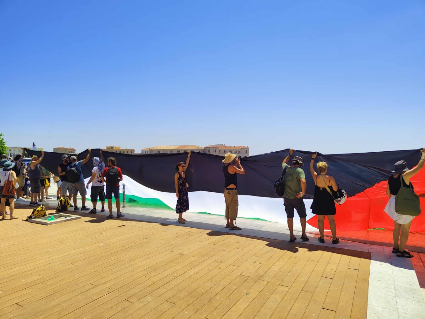 Σύρος: «Στοπ» σε κρουαζιερόπλοιο με Ισραηλινούς τουρίστες