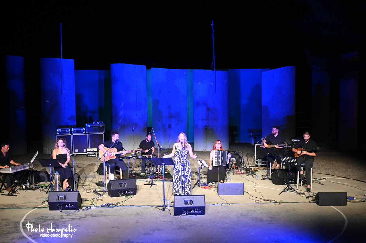 Μια βραδιά αφιερωμένη στη Μαρινέλλα – Συγκίνηση και μελωδία στον Κολινδρό