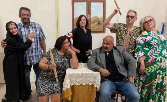 Ποντιακή κωμωδία «ΙΝΑΤΕΝΑ» – Τη Δευτέρα στην ΕΚΑΒΗ