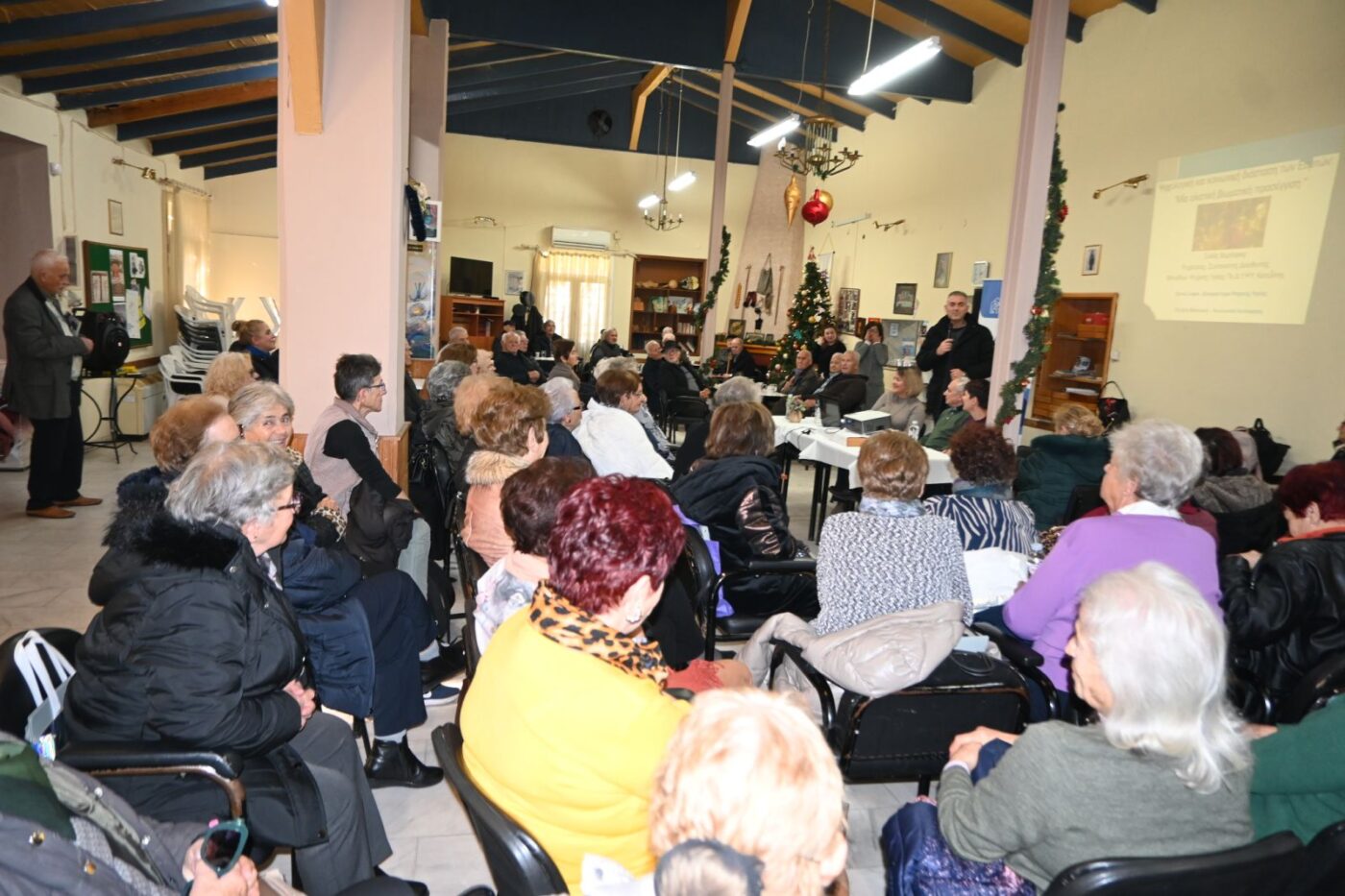 Η ψυχολογική διάσταση των εορτών: Ενημέρωση για τους ηλικιωμένους από τον Δήμο Κατερίνης